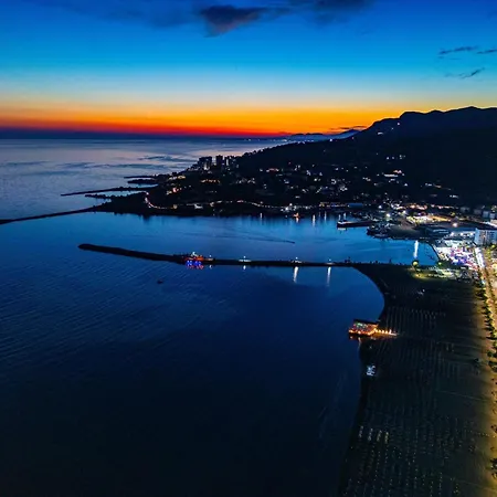 Eri 4 דירה *