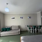 Eri 4 Apartamento *