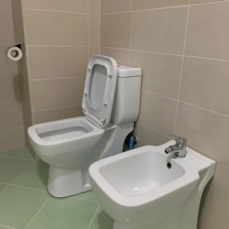 Eri 4 Apartment