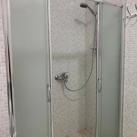 Eri 4 Apartment *