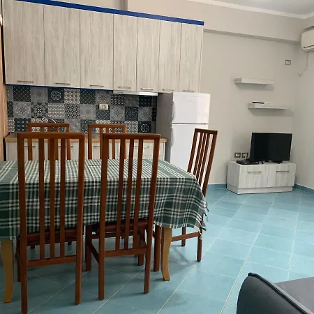 Eri 4 Apartment *