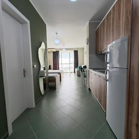 Eri 4 Appartement *